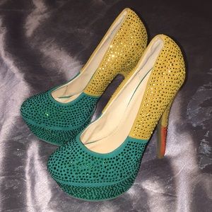 Liliana sparkling jeweled platform heels size 8